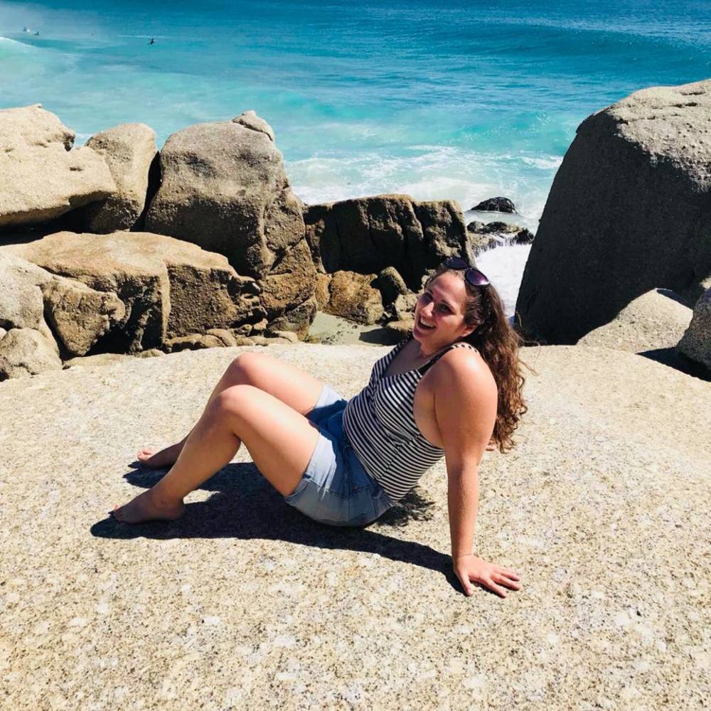 Meet your Posher, Ellie